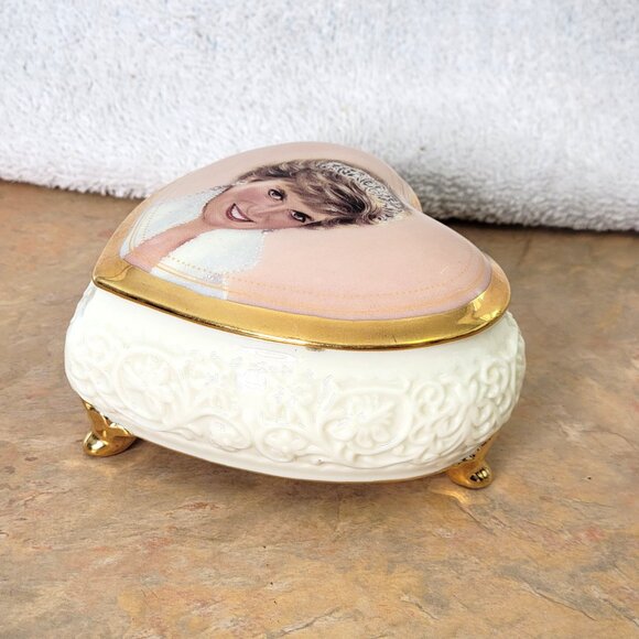 Princess Diana Music Box Candle In The Wind Trinket Porcelain Ardleigh Elliott - Picture 9 of 15